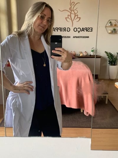 Simone Garcia em Americana