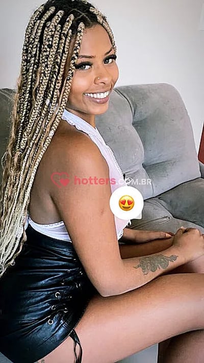 Bruna Souza em Realeza