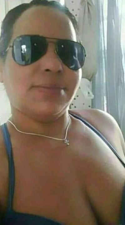 Sabrina Santos em Caraguatatuba