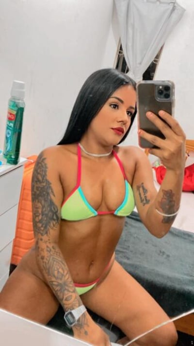 Alice Nina em Ubatuba