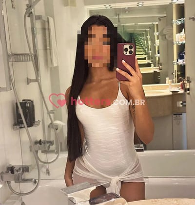Luna Fagundes em Santos