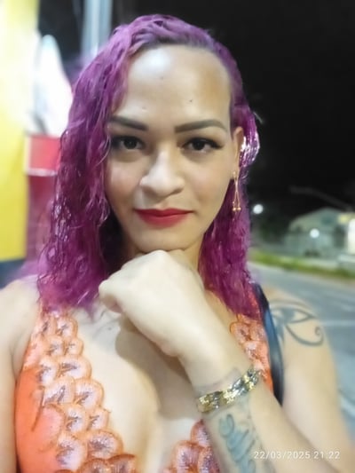 Suanne Honey  em Floresta, Joinville
