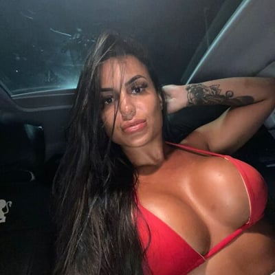 Júlia Guimarães