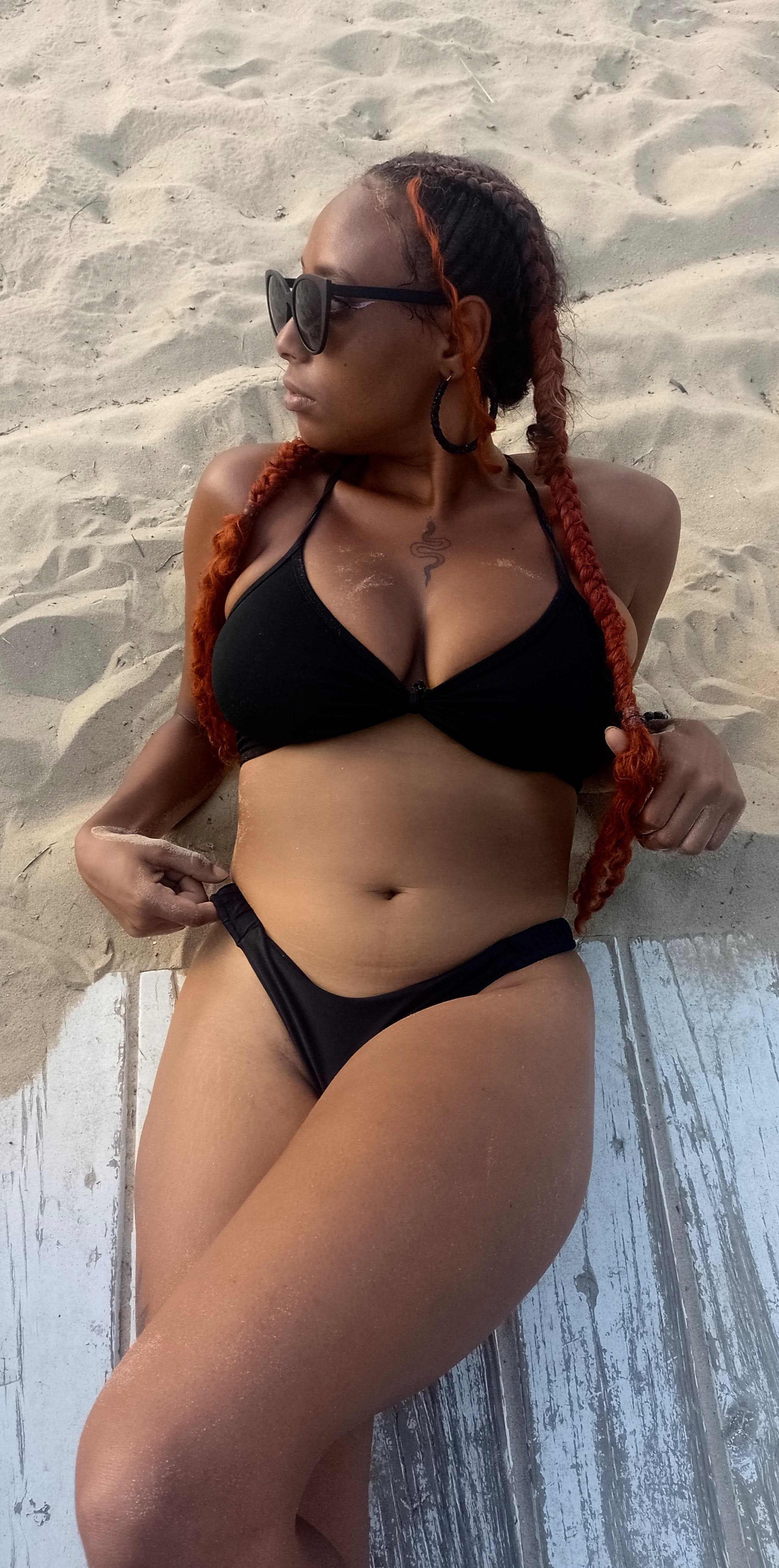Pretinha Praiana