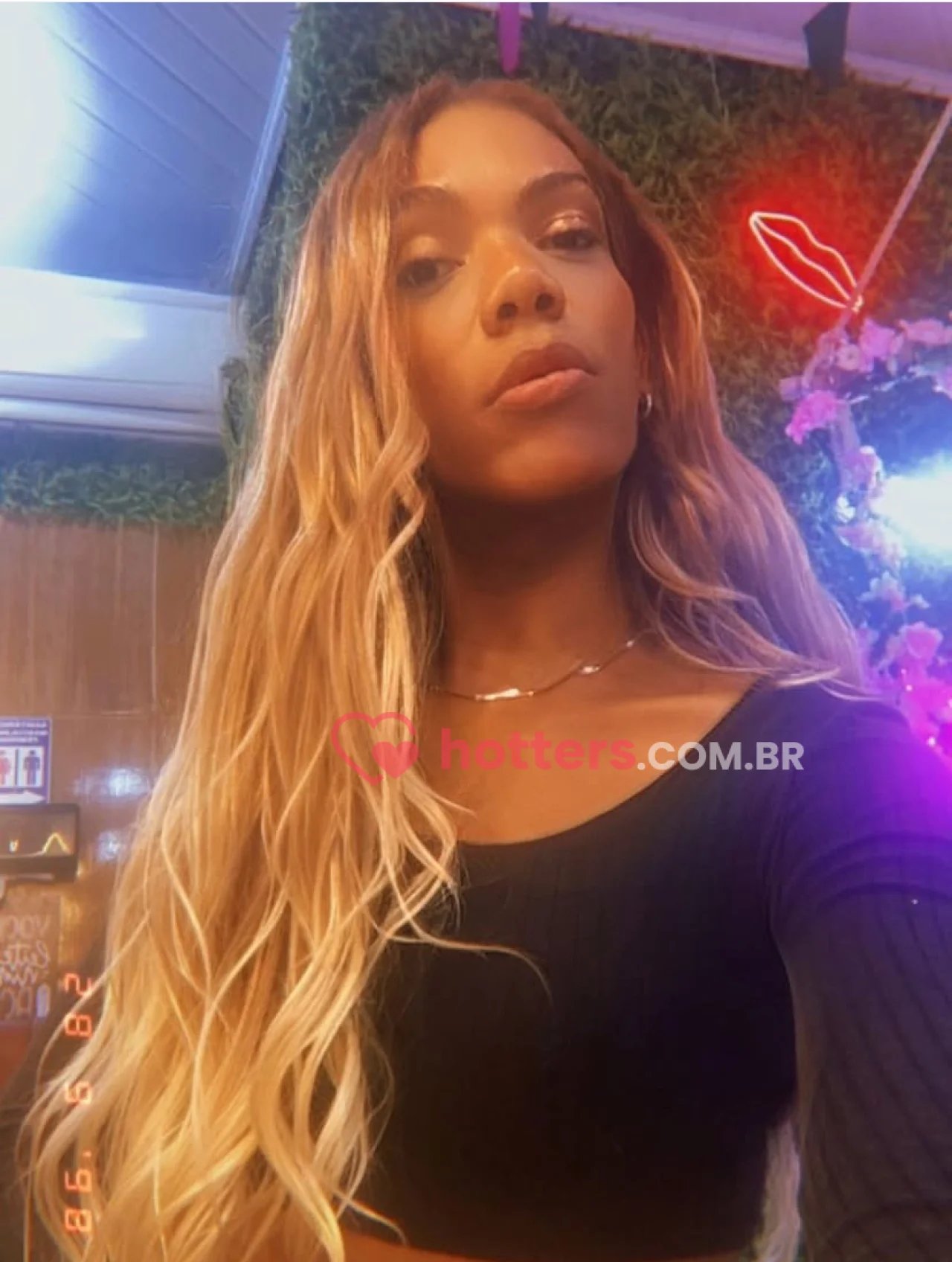 Trans, morena cavalona ativa/passiva pronta pra realizar seus desejos 