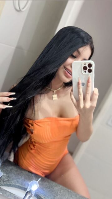 Stela Bueno