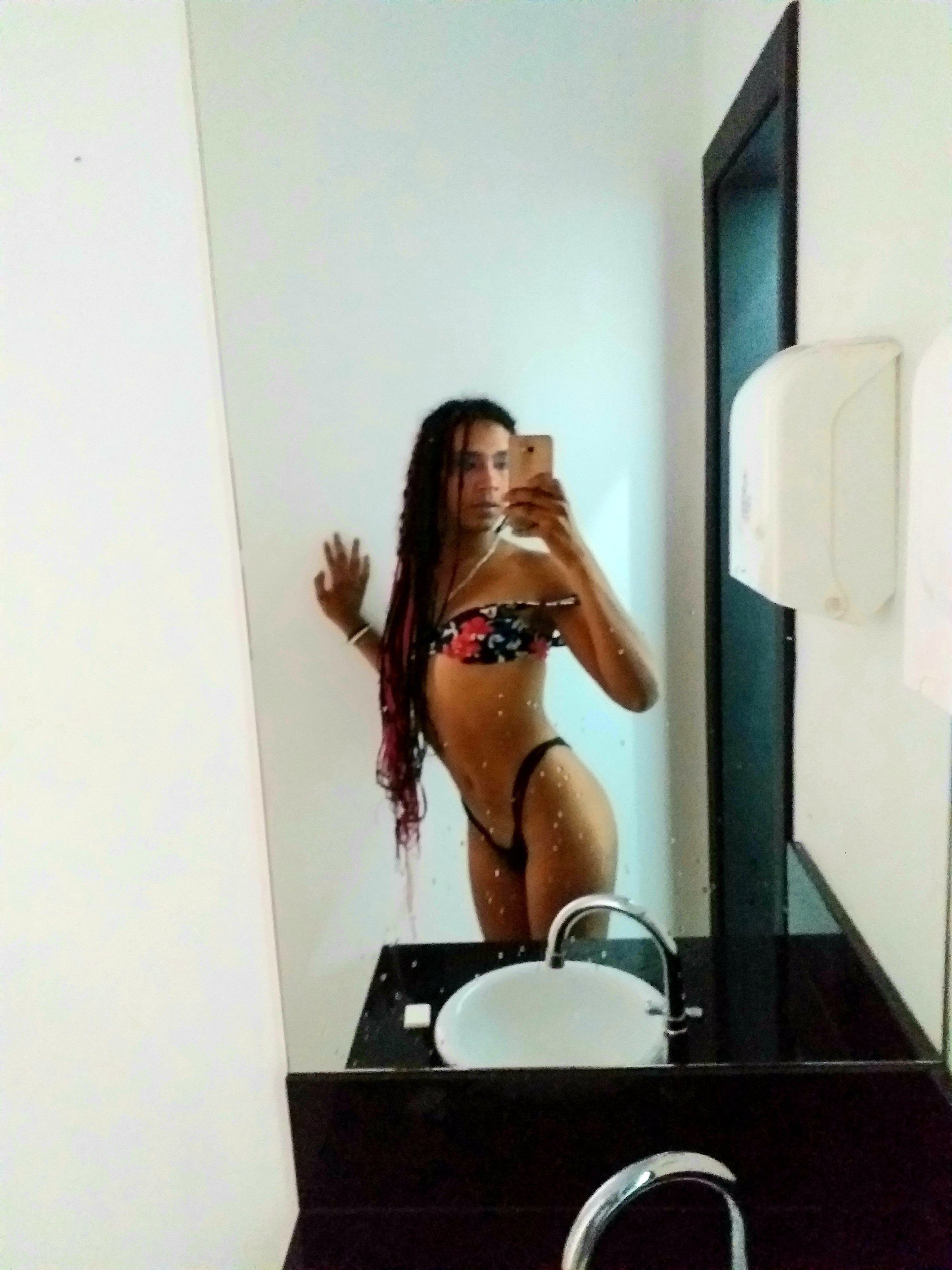 Olivia fada
