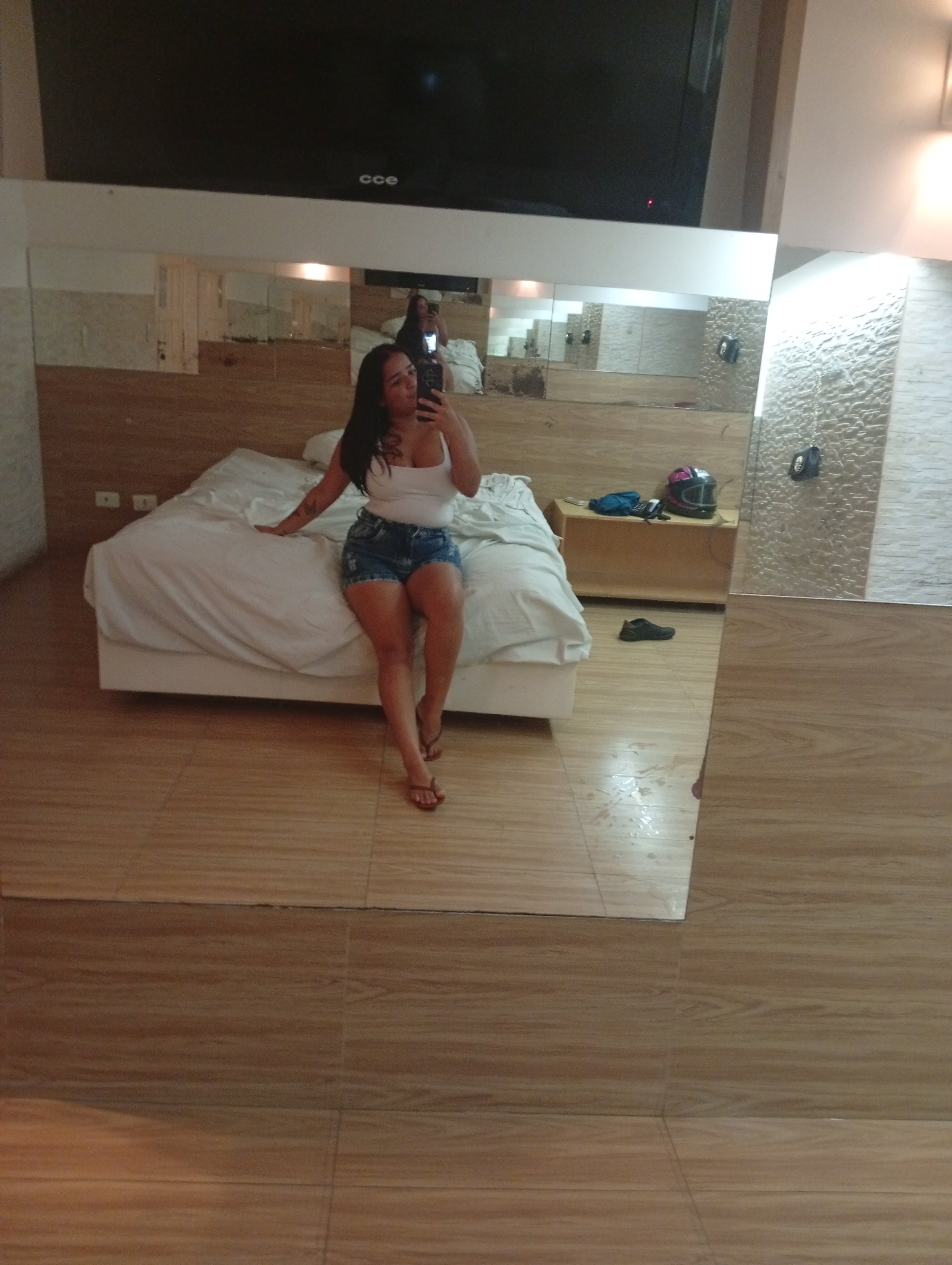 Gata preta