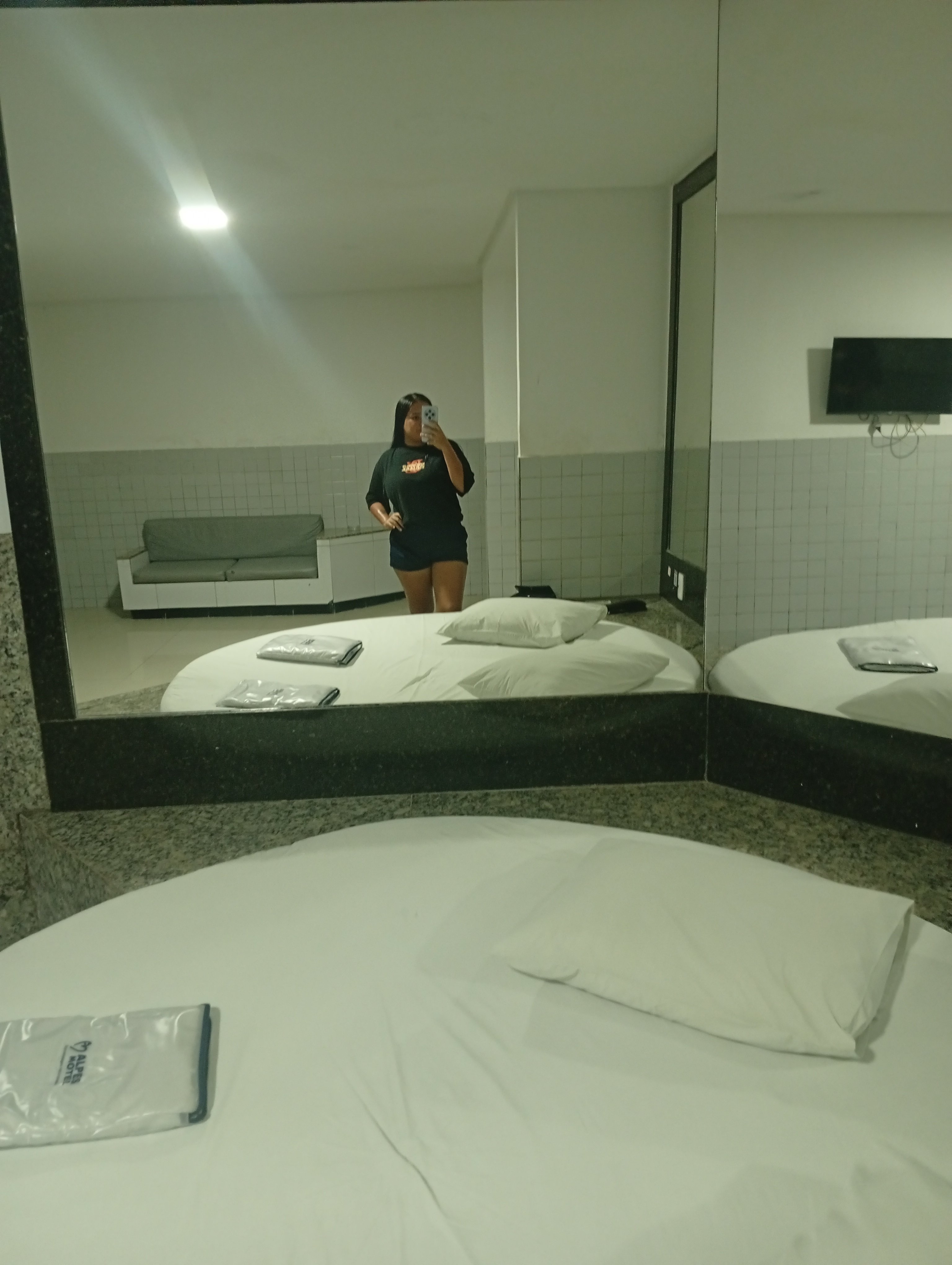 Gata preta