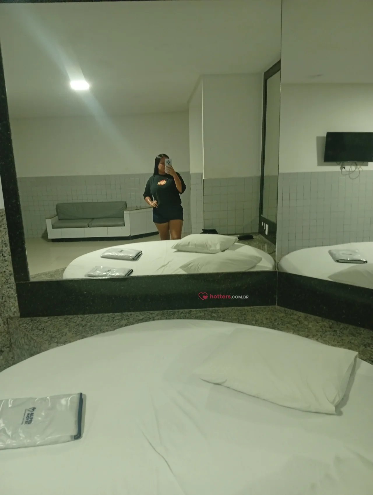 Gata preta