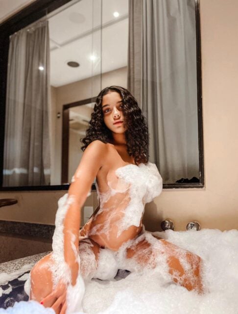 Malu Antunes 