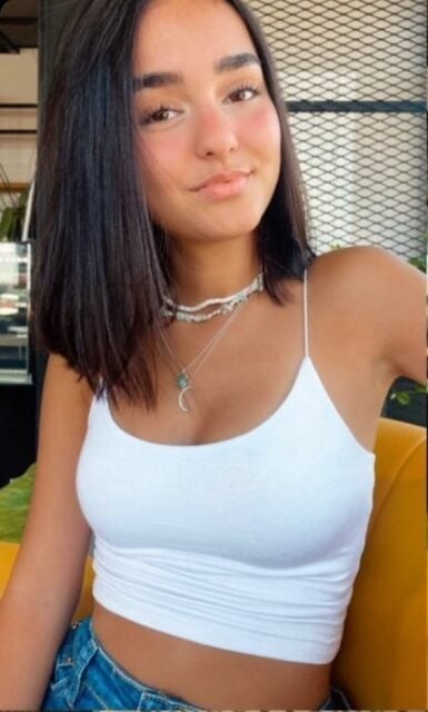 Aurora Tavares