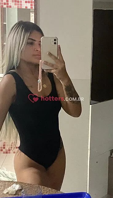 Júlia Oliver 