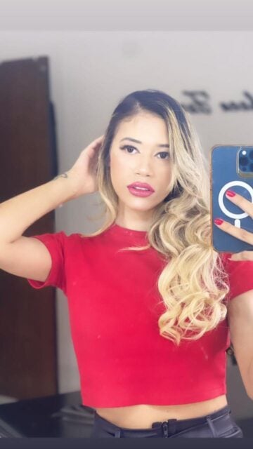 Eliza Albuquerque