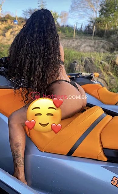 Adrielly Mayanni