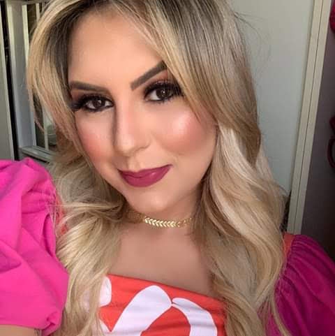 Camila Sanches 