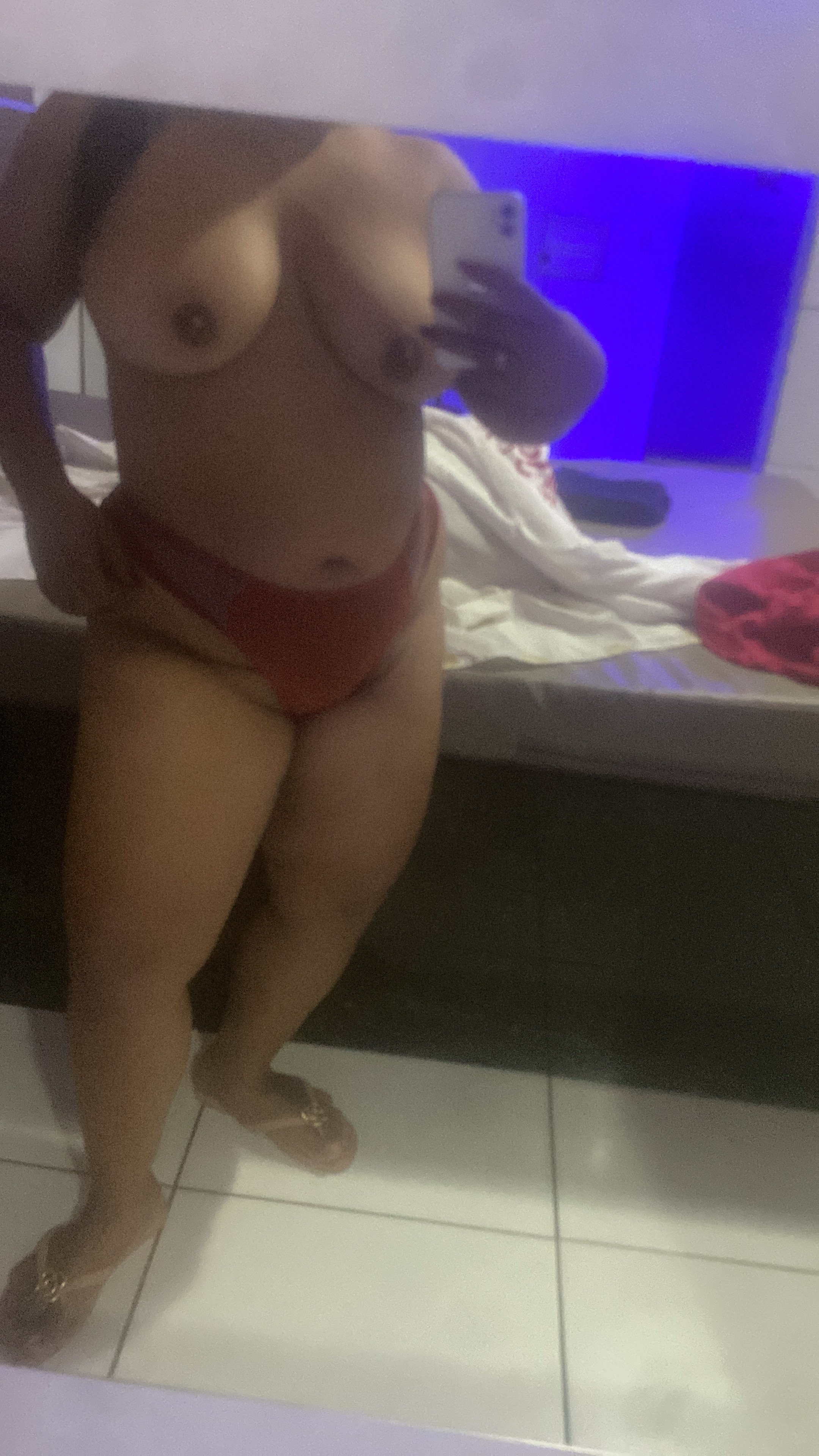 Thay Kelly